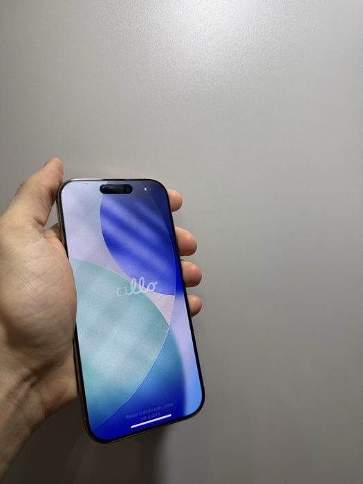 Продам Iphone 16 Pro