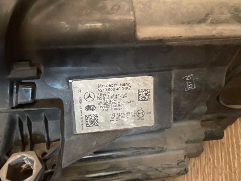 Far DREAPTA + STANGA original LED MULTIBEAM Mercedes E-Class W213 E220