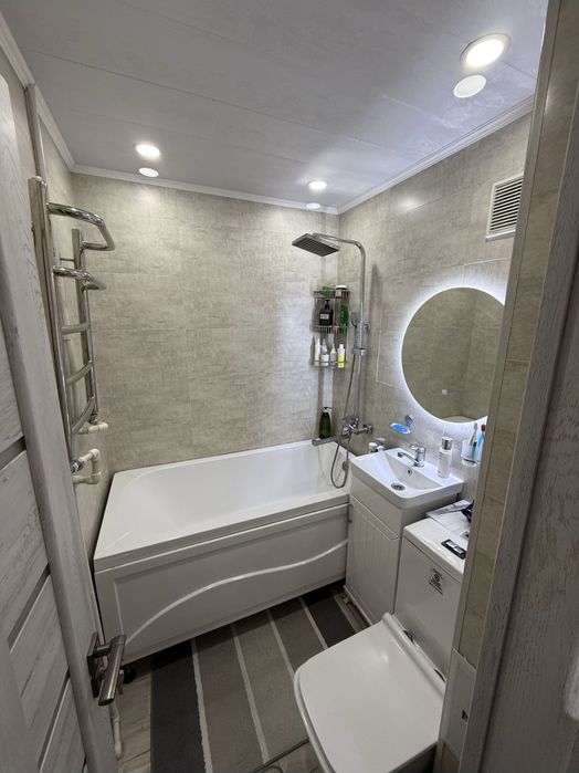 Квартира Новомосковская Кирпич 2/2/4 балкон 2х6 Евроремонт 50м2