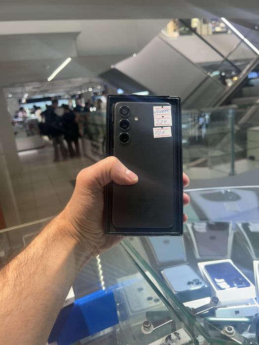 Samsung S24 128 ГБ