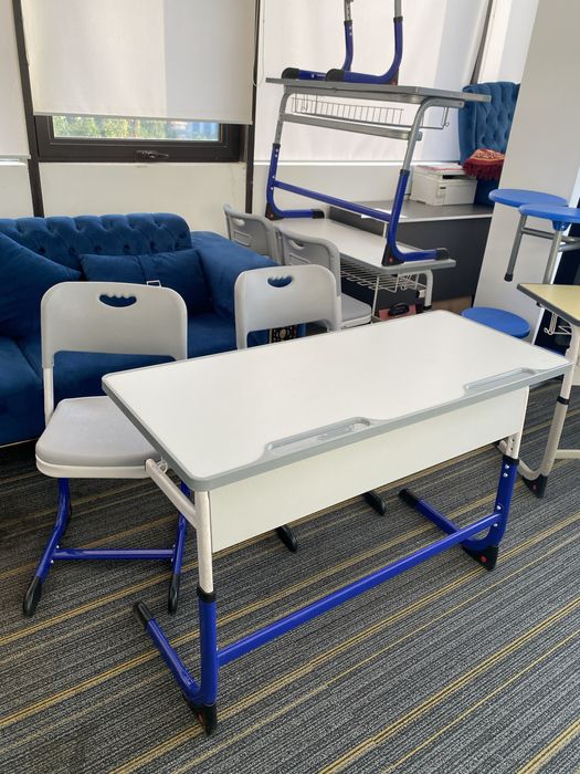 Школьная парта. Парта