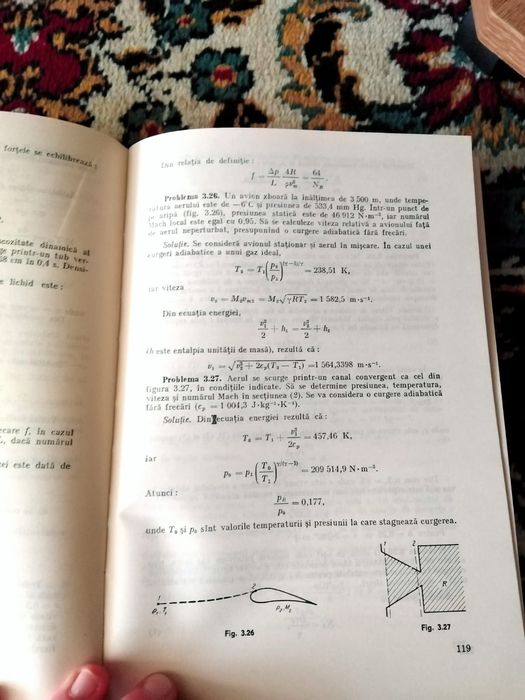 Cărți vechi de exerciții și teorie matematică și fizică