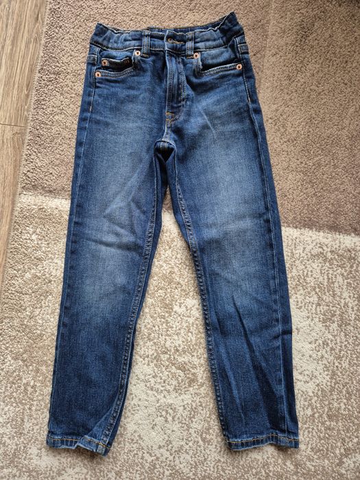 Детски дънки на Зара