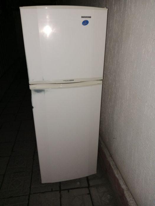 Продам холодильник