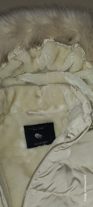 Scurtă dame  Zara imblănită cu glugă