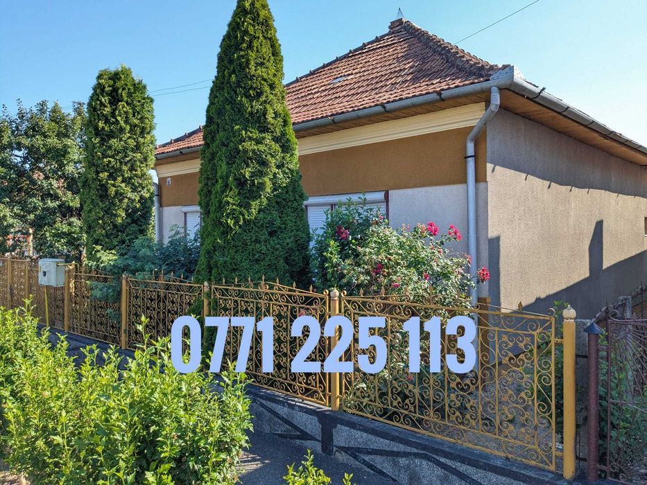 Casă de vânzare cu garaj și grădină – Ocna Mureș, jud. Alba
