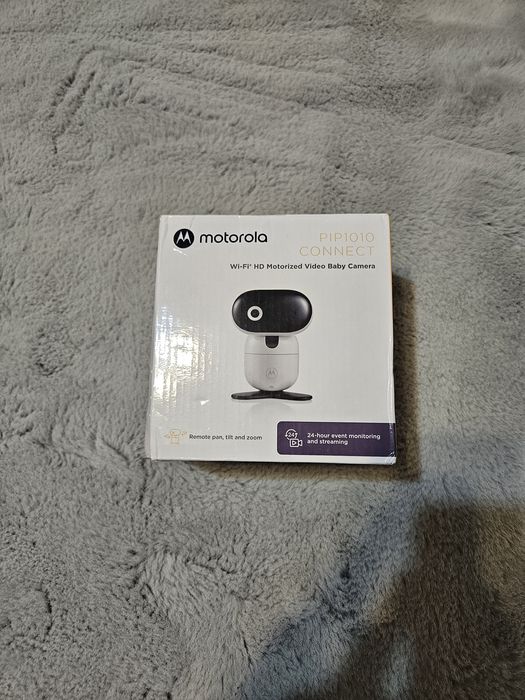 Vand camera pentru bebelusi folosita foarte putin.