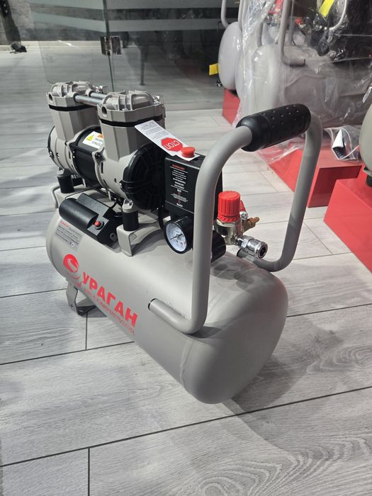 Компрессор. Воздушный компрессор. Безмасляный  компрессор.