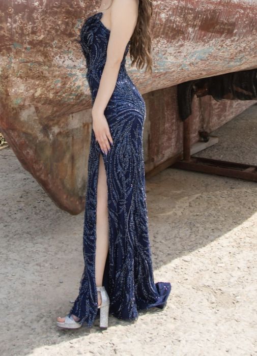 Бална рокля синя