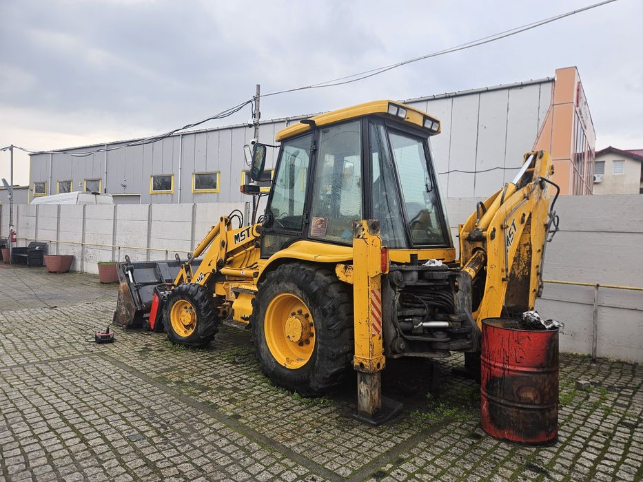 Vând buldoexcavator mst 542 înmatriculat primul proprietar