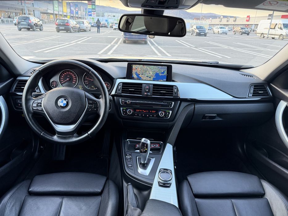 BMW F31 320 163 cp Navi Bi-Xenon  Cutie Automata Piele Panoramic