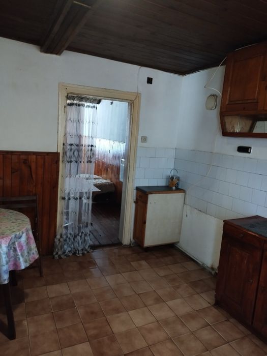 Дава се под наем Етаж от къща в Самоков - 60 кв.м за 178.5 € - Снимка #3