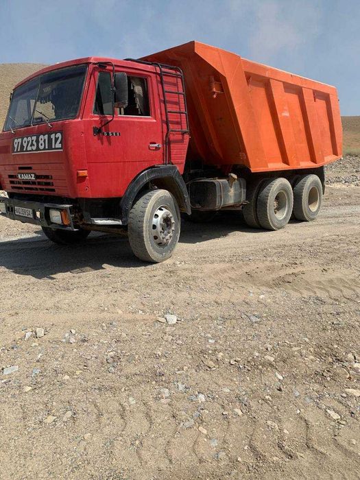 O'zi yuk ag'daruvchi KAMAZ 5511