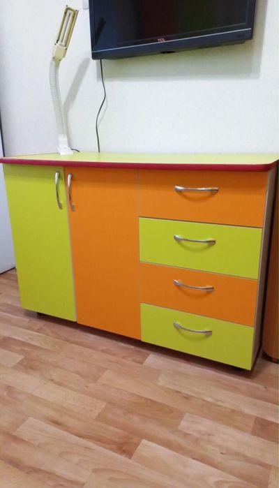 Продам детскую мебель