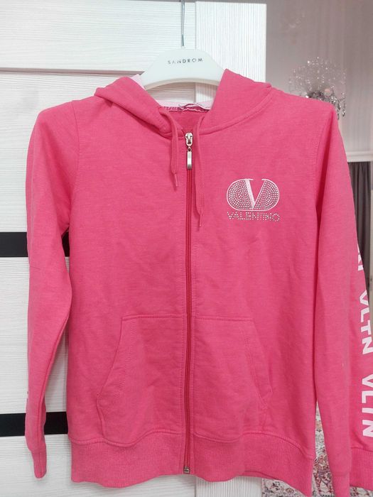 Продам вещи для девочек