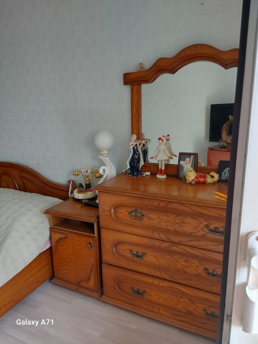 Спальный гарнитур (итальянский дуб)