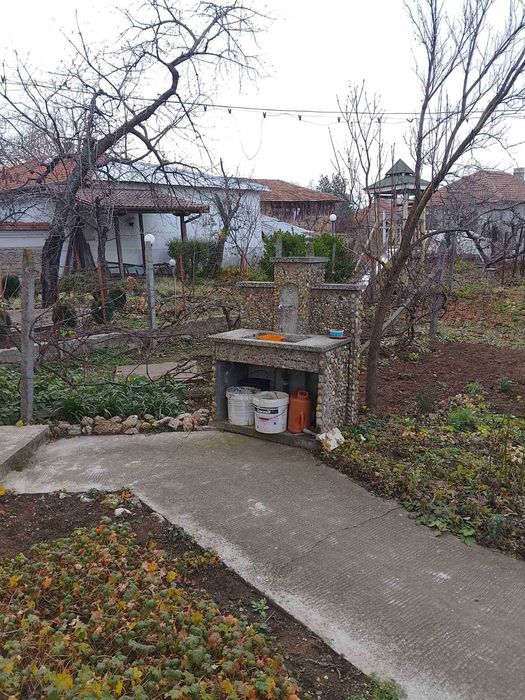 Продава се Къща в Разград, Орел - 684 кв.м за 317 €/кв.м - Снимка #5