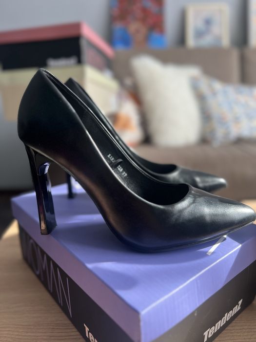 Дамски обувки на ток