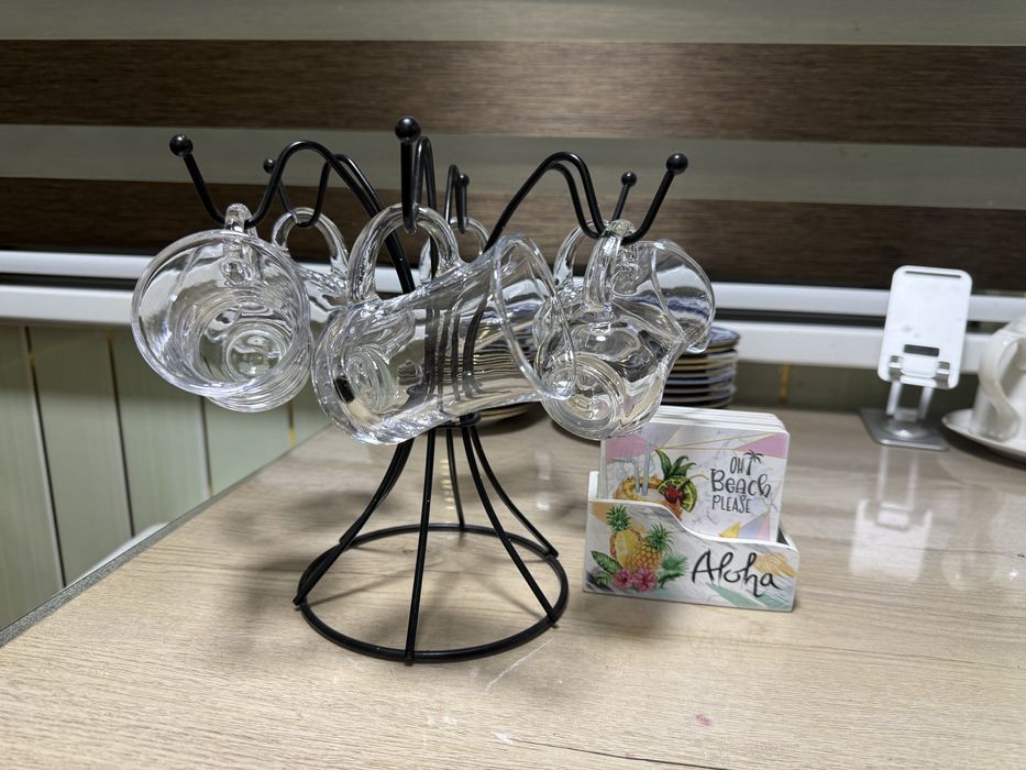 продам кофейные чайные стекляные чашки + подчашечницы деревяные