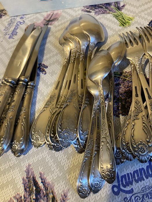 Tacamuri argintate  24 piese