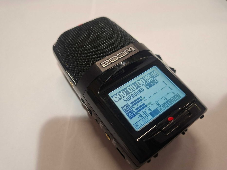 Reportofon ZOOM H2n Handy Recorder Dispozitiv Portabil pentru Inregistrari Audio Profesionale