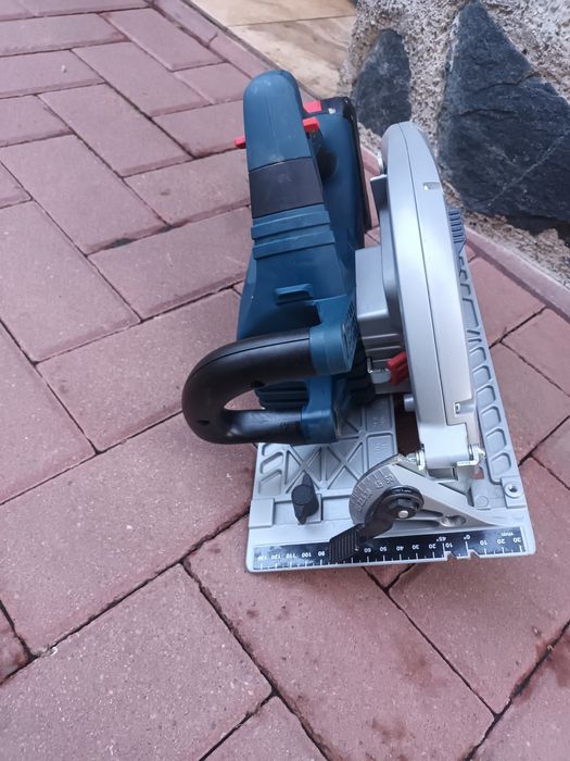 Circular bosch gks 18v -70L