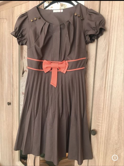 Продам кариганы и платье