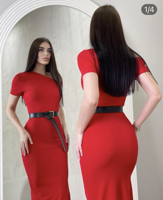 Платье новое красное