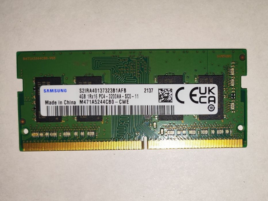 Продам Оперативнуб память Samsung 4GB DDR4 3200 MHz для ноутбука
