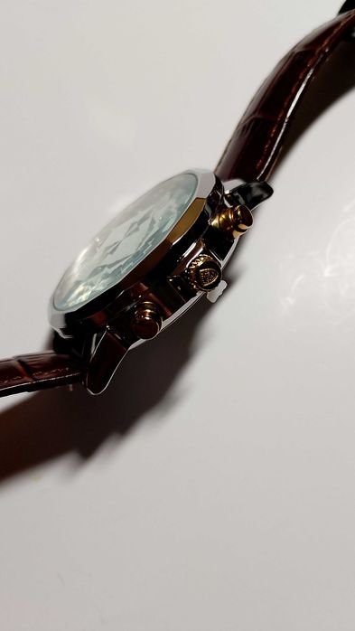 Луксозен мъжки часовник