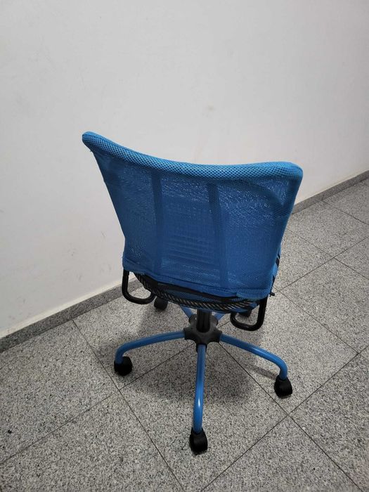 Scaun rotativ, reglabil pentru birou