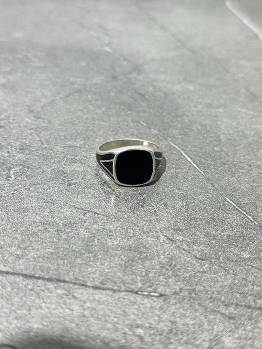 Kumush uzuk 925 proba yaxshi xolatda