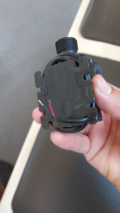 Битова помпа за вода напояване