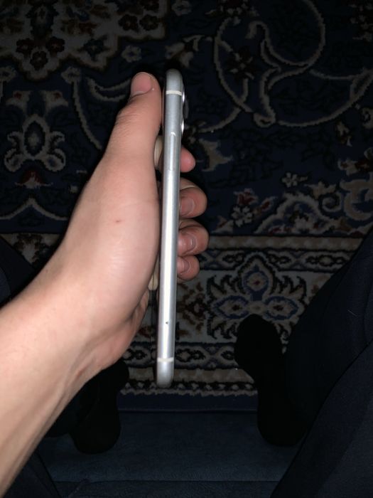 Айфон 11 все в оригинале