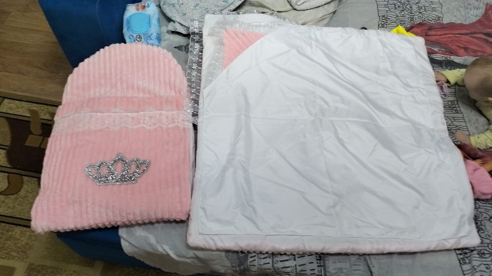 Продам конверт на выписку, коляску