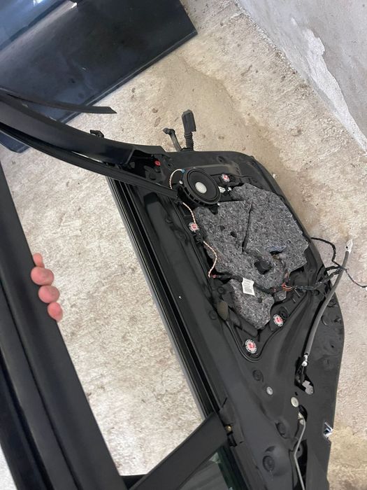 Usa stanga spate BMW seria 7 G11