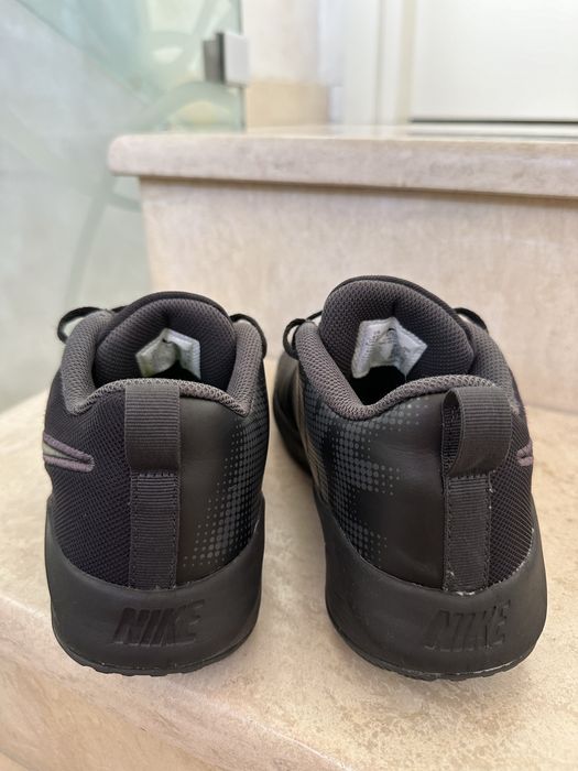 Nike Team Hustle Quick