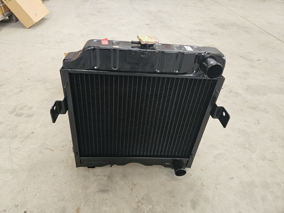 Radiator răcire tractor internațional 654