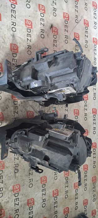 Faruri / Far stanga , Far dreapta BI - XENON pentru BMW E92 / E93 , se vand complete cu calculator / pret afisat per bucata !