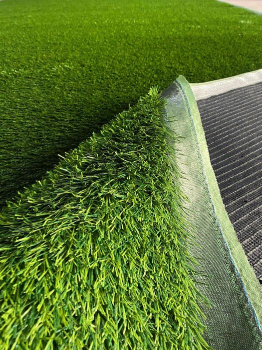 Футбольный искусственный газон