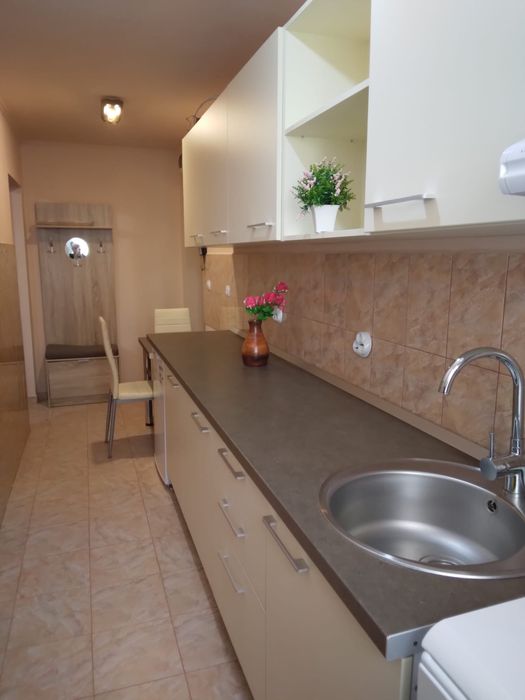 Vând apartament cu două camere