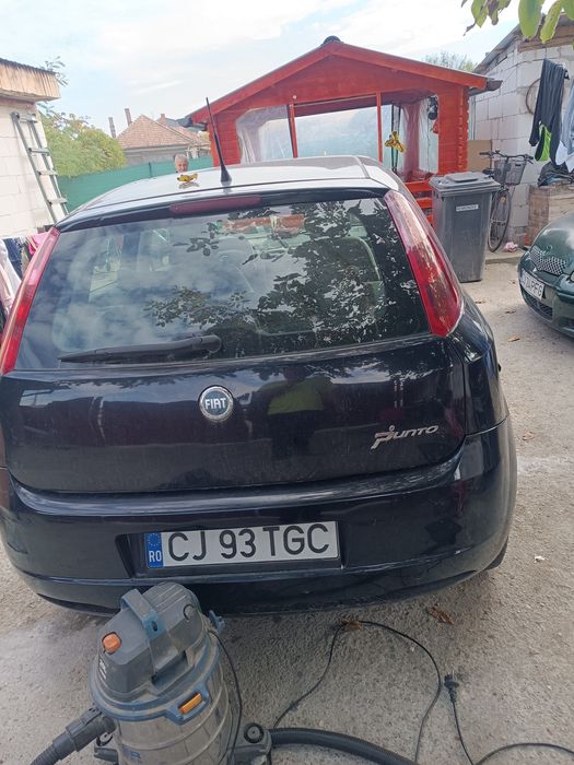Vând fiat grande punto