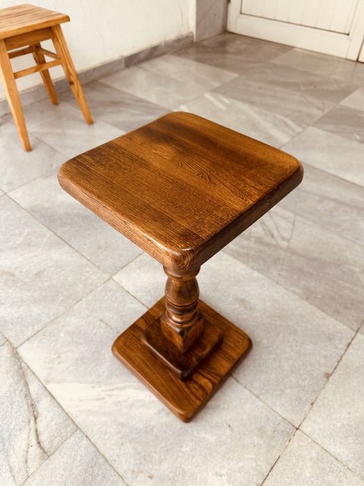 Масивна скандинавска поставка за цвете / странична масичка - Швеция