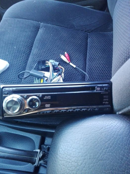 СД mp3 и dvd jvc. Може бартер за СД alpine с флашка