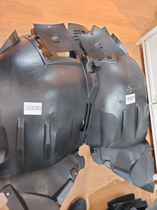 Подкрылки передние на W166,X166,GL500,ML400 Mercedes