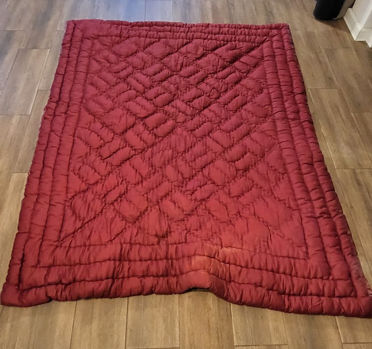 Plapumă nouă umpluta cu lână.