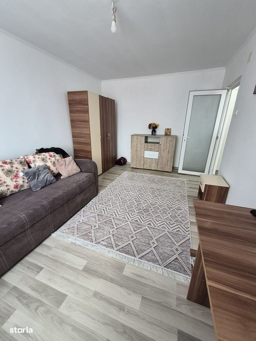 Garsoniera decomandata Palas