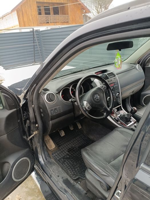 Vând Suzuki Grand Vitara