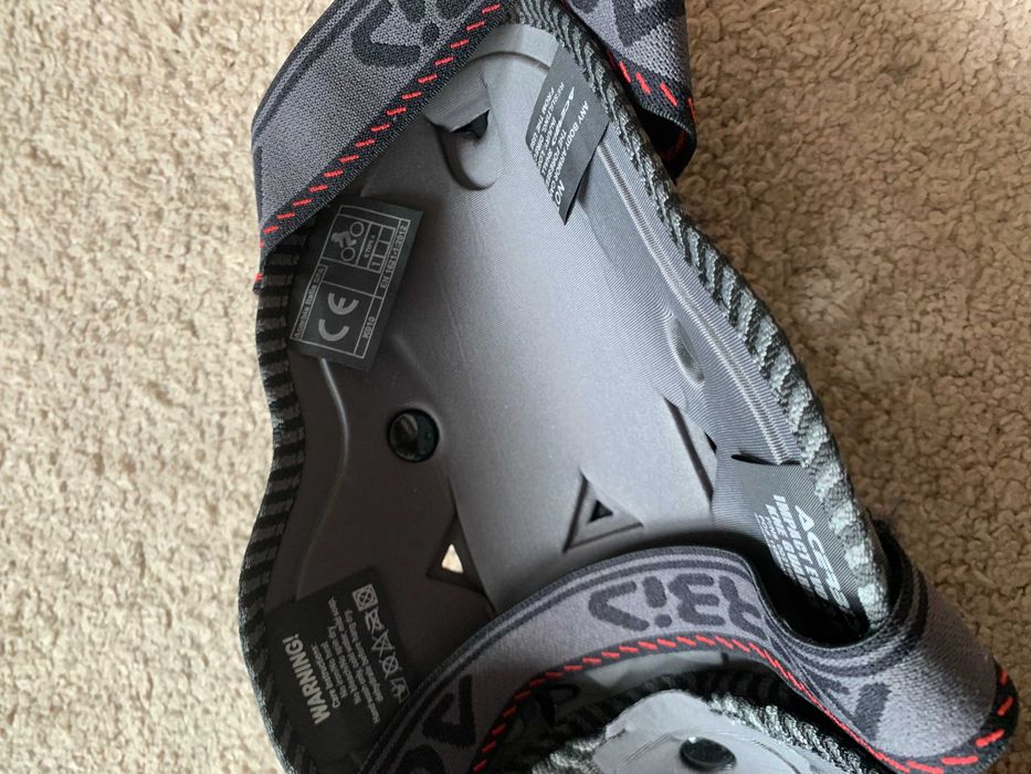 Genunchiere Acerbis Impact Evo 3