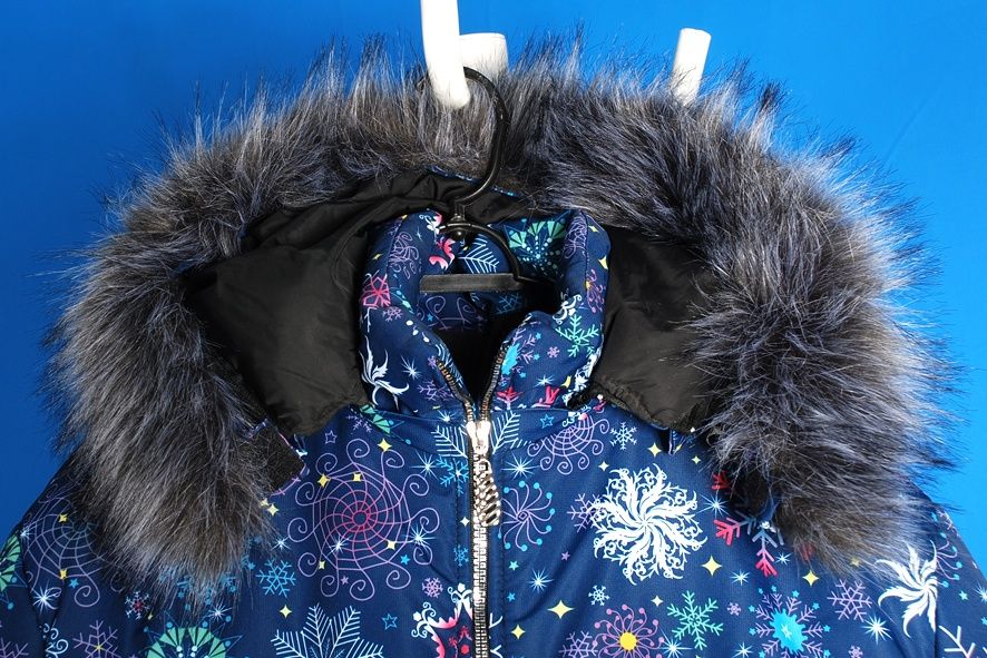 Продам теплую  зимнюю куртку